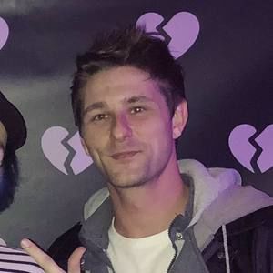 Meet your Posher, Christian